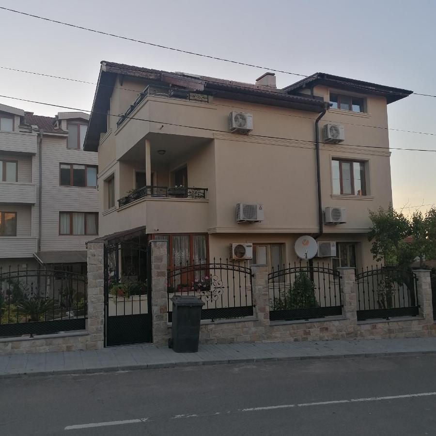 Apartments Dona Chernomorets Exterior foto