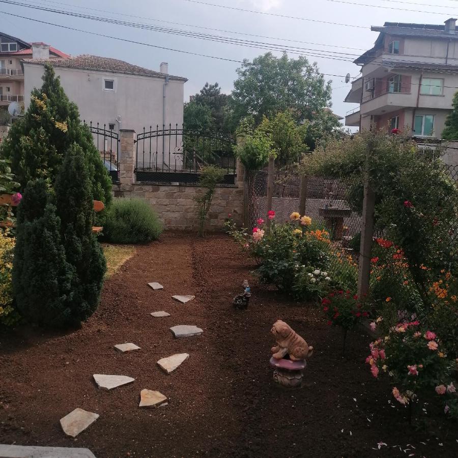 Apartments Dona Chernomorets Exterior foto
