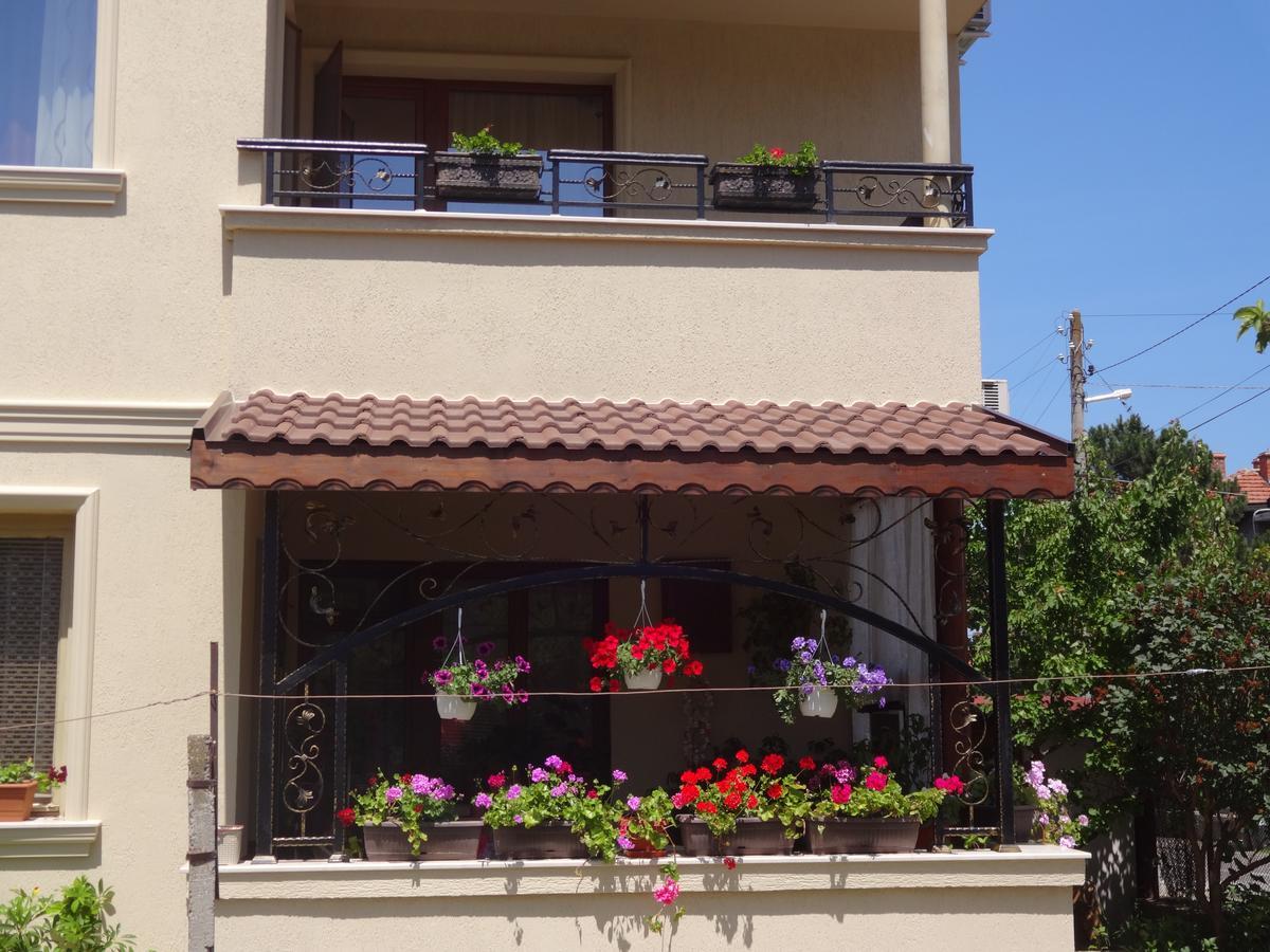 Apartments Dona Chernomorets Exterior foto